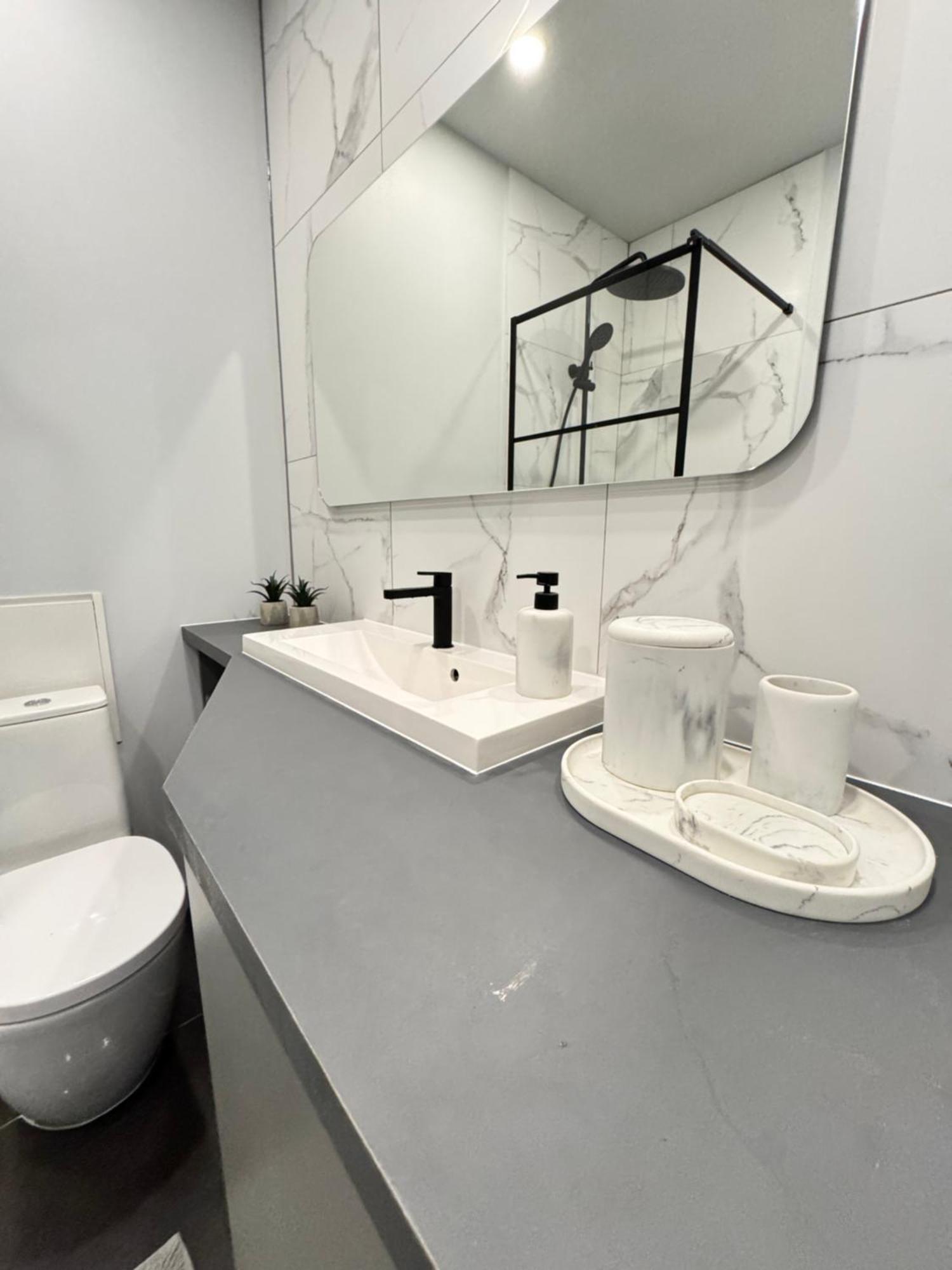 Evis Ltd Apartments 1 Резекне Экстерьер фото
